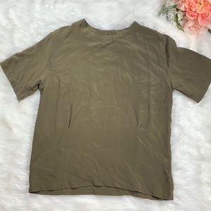 Women’s Casual Corner 100% Silk blouse